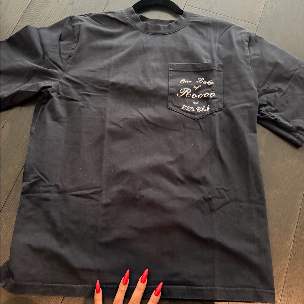 Carbone Our Lady of Rocco Navy Pocket Tee Mens Medium Rare Sold Out NYC - Picture 9 of 9